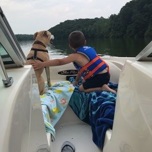 Meet your Posher, Courtney